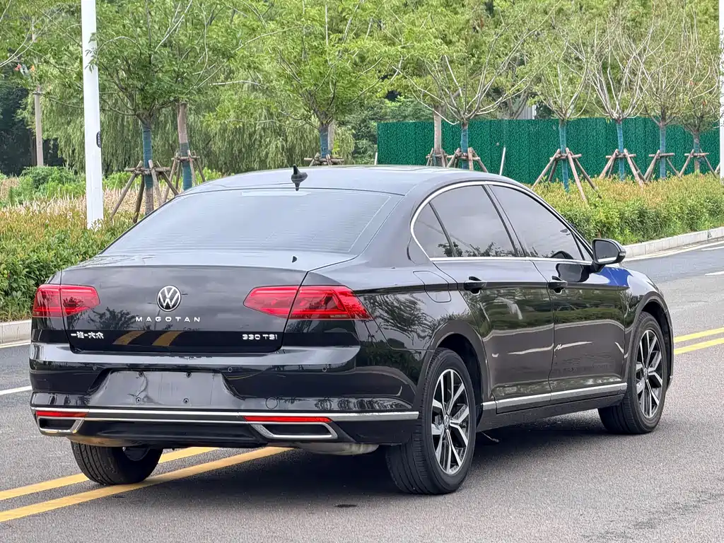 Volkswagen Magotan 2021