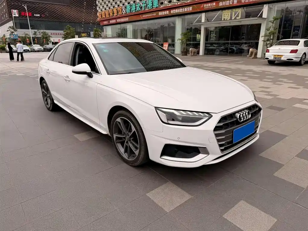Audi A4L 2020 — фото 3