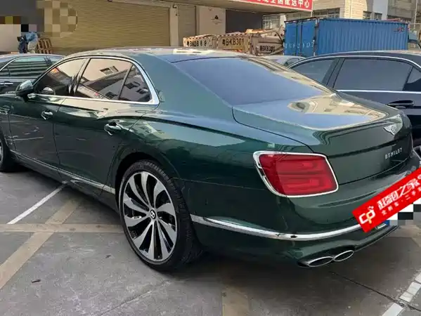 Bentley Flying Spur 2022