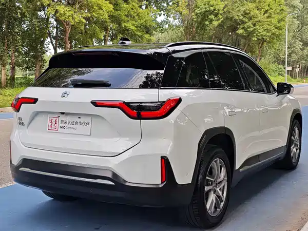 NIO ES6 2021