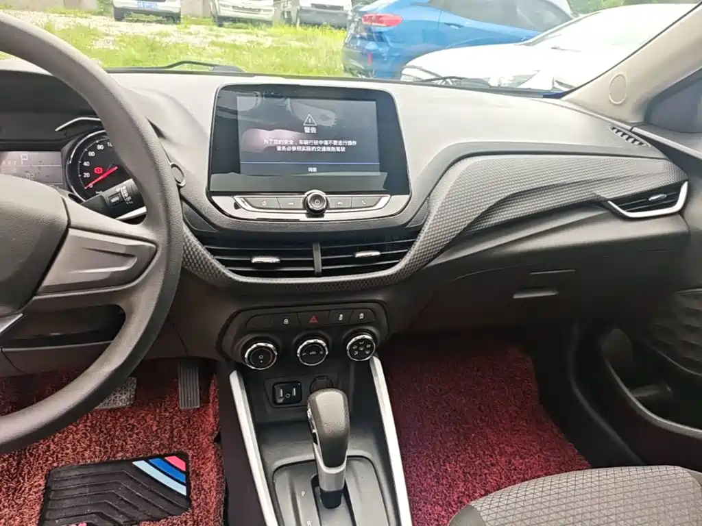 Chevrolet Cavalier 2020 — фото 13