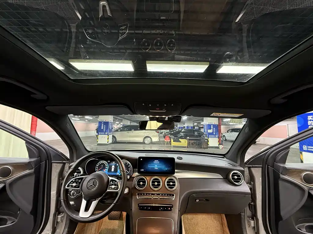 Mercedes-Benz GLC 2019 — фото 19