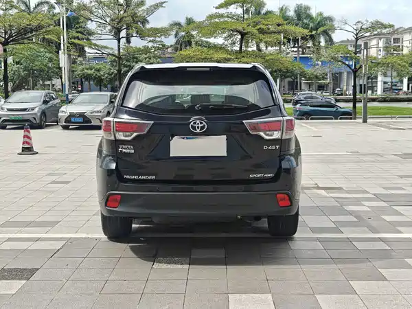 Toyota Highlander 2017