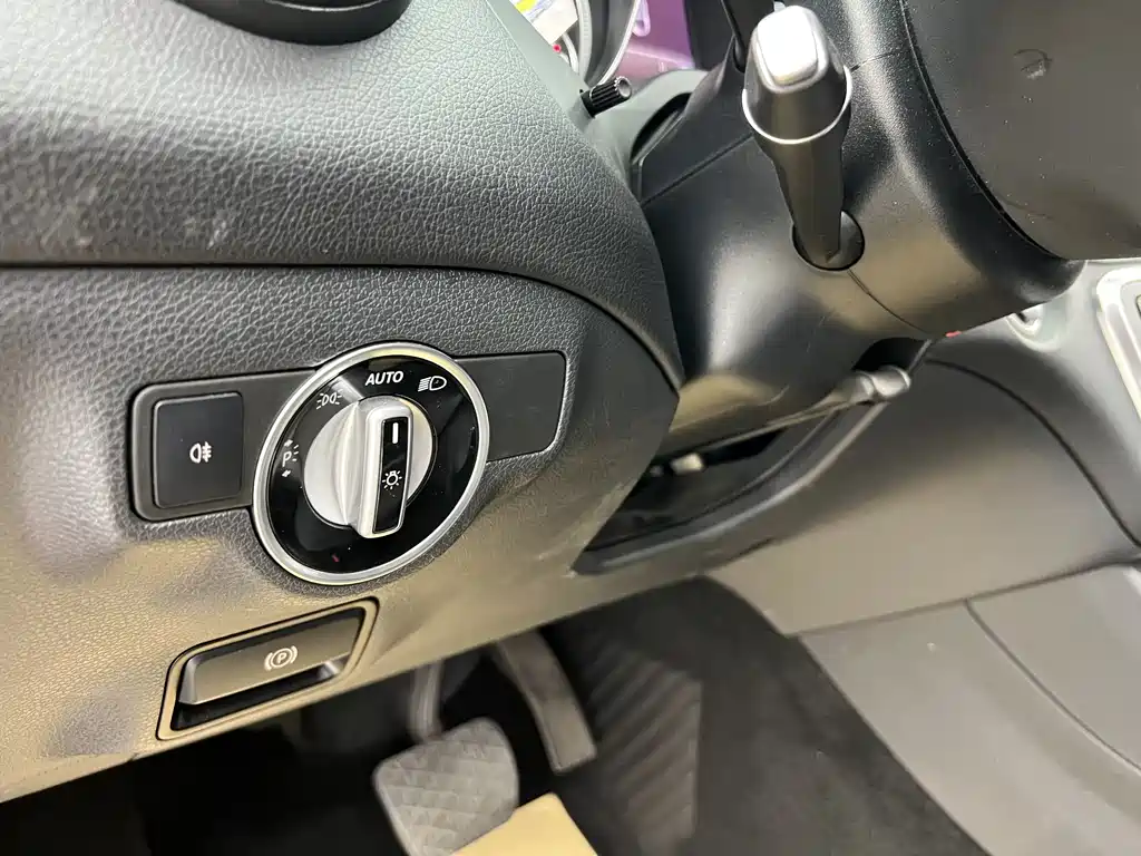 Mercedes-Benz CLA 2018 — фото 6