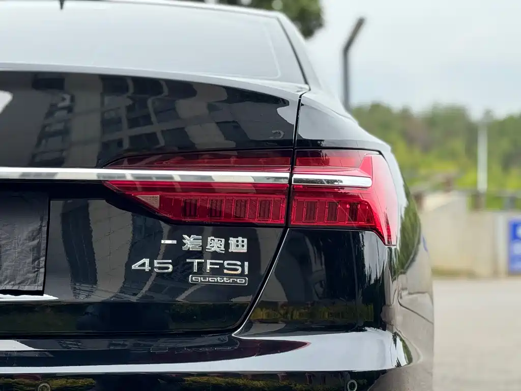 Audi A6L 2022 — фото 38