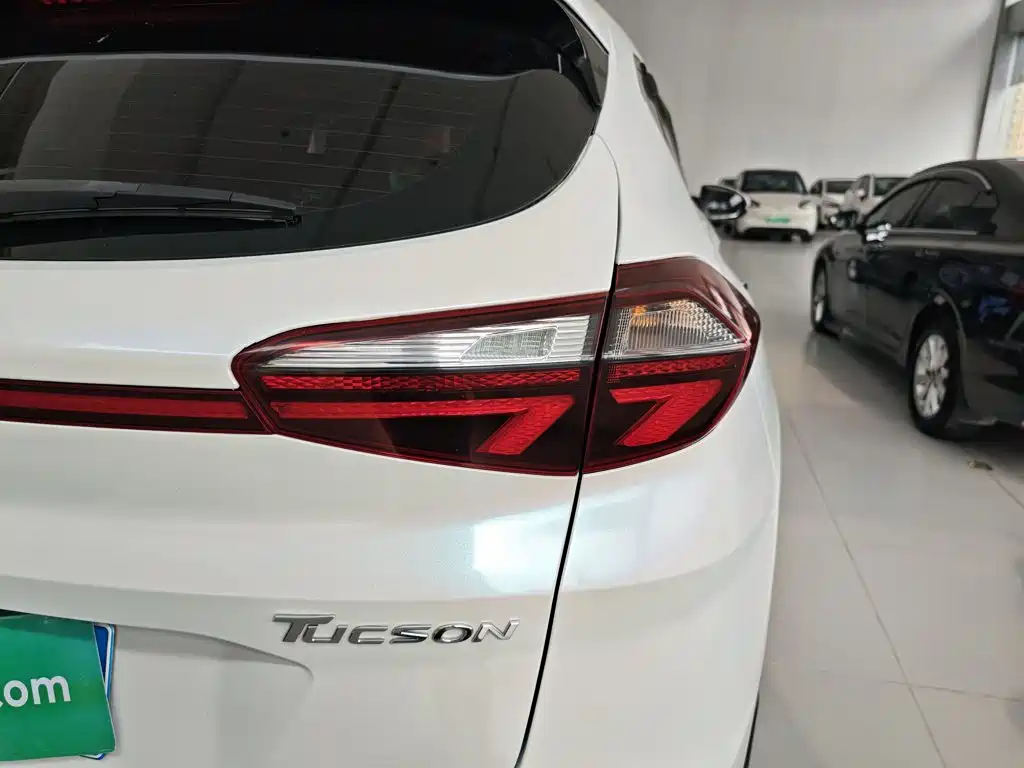 Hyundai Tucson 2020 — фото 8