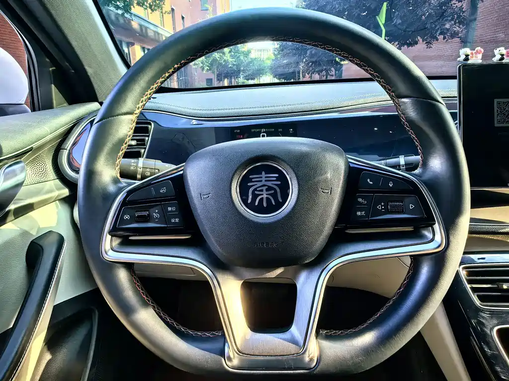 BYD Qin PLUS 2022 — фото 13