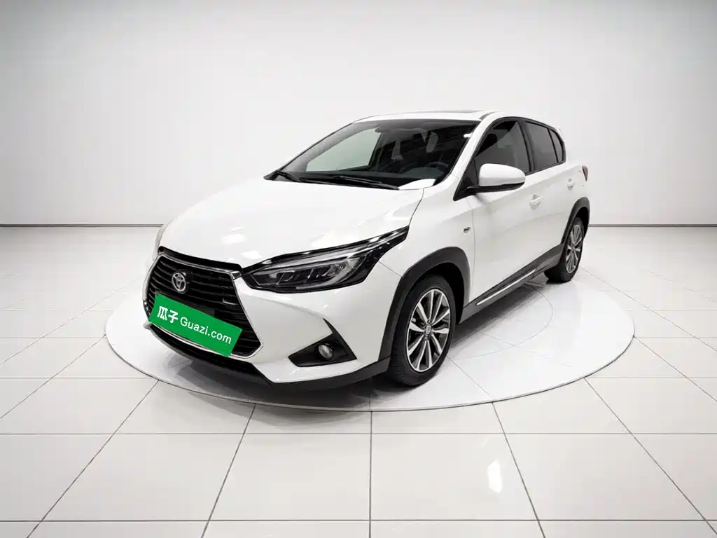 Toyota Yaris L 2022