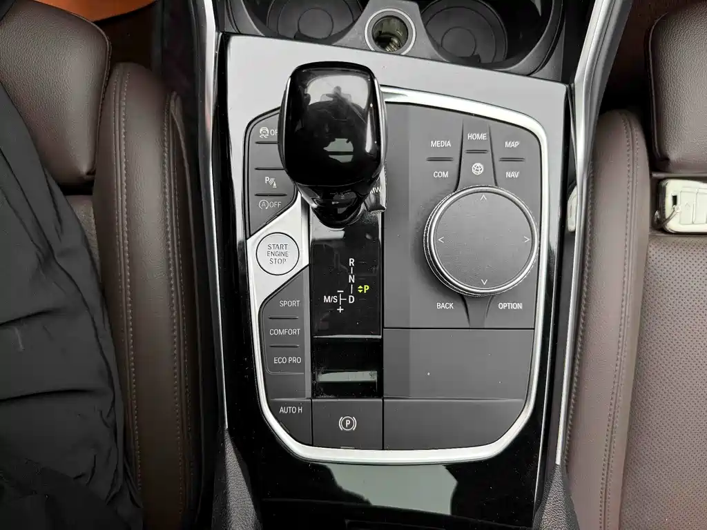BMW 3 Series 2022 — фото 18