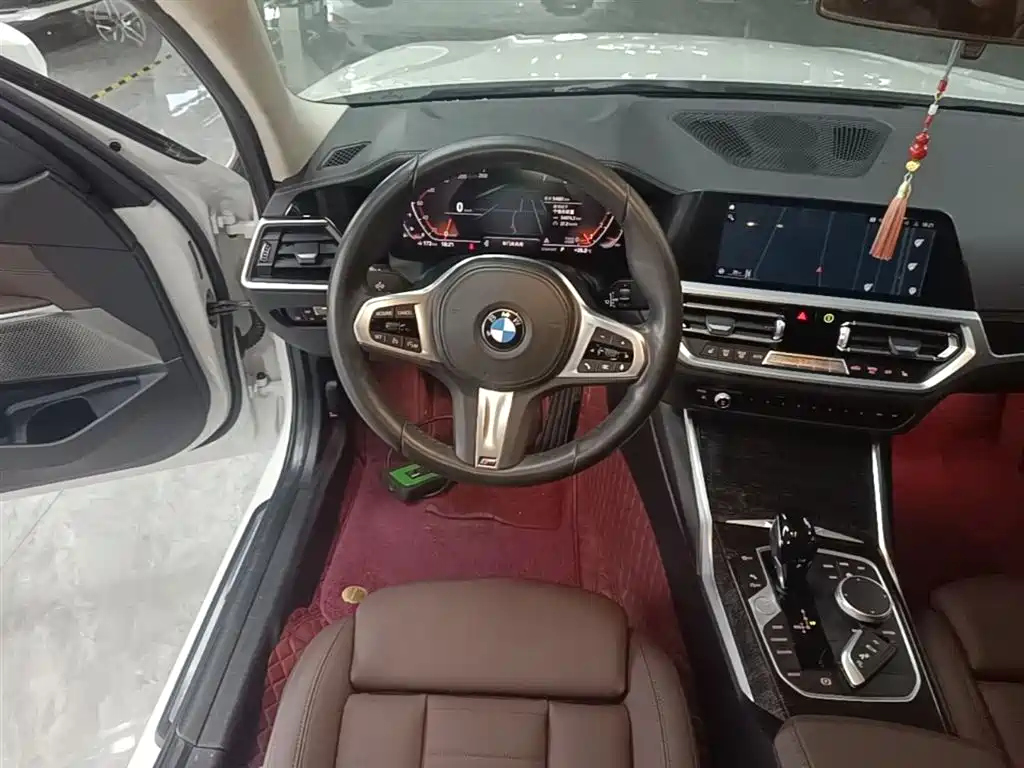 BMW 3 Series 2020 — фото 11