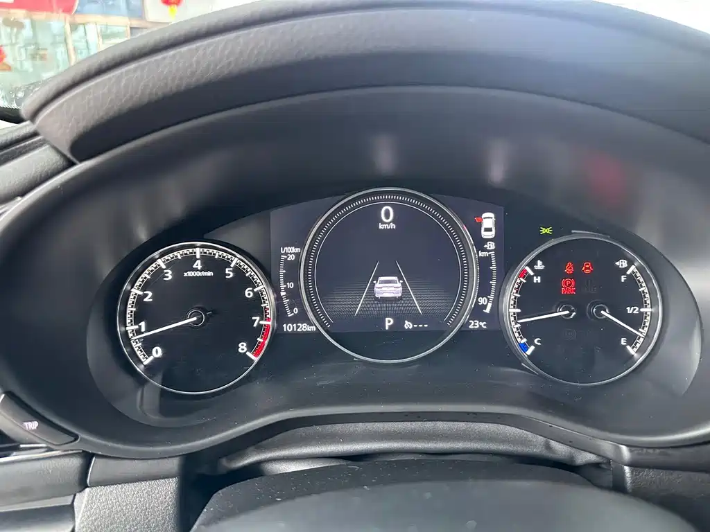 Mazda 3 Axela 2023