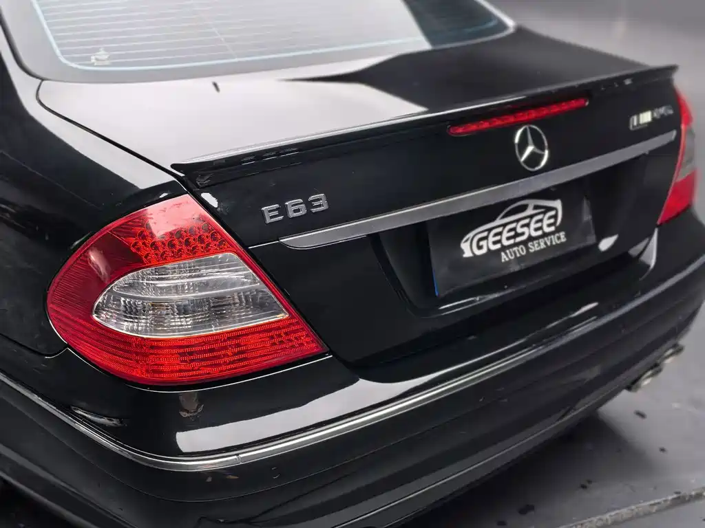 Mercedes-Benz E-Class AMG 2008 — фото 29