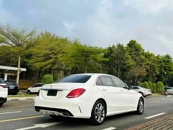 Mercedes-Benz C-Class 2016