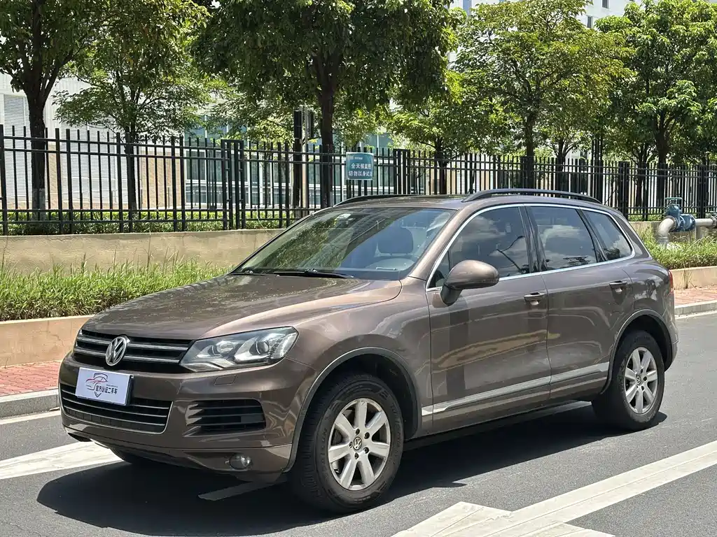 Volkswagen Touareg 2014