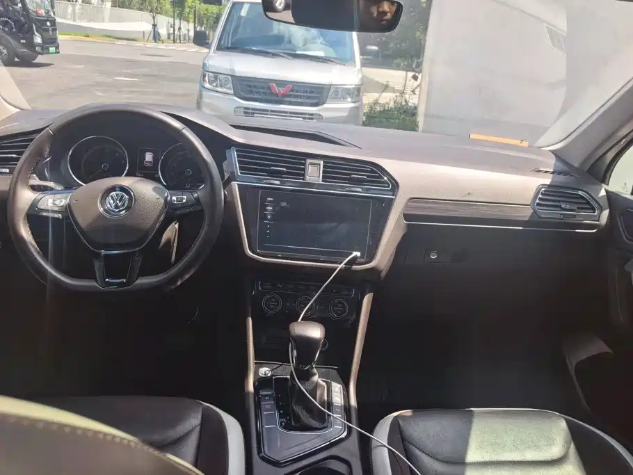 Volkswagen Tiguan L 2019 — фото 13
