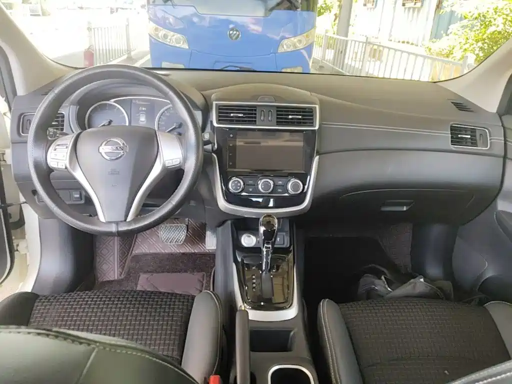 Nissan Tiida 2020 — фото 10