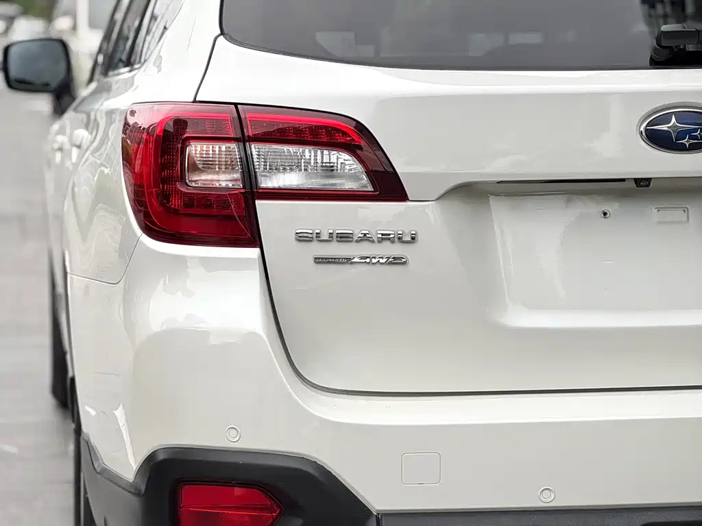 Subaru Outback 2015 — фото 6