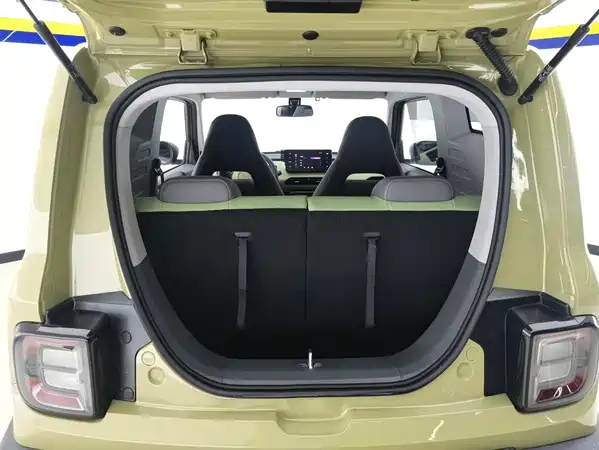 Geely Galaxy Panda 2023