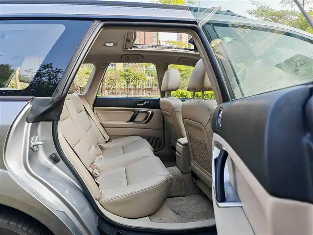 Subaru Outback 2008 — фото 10
