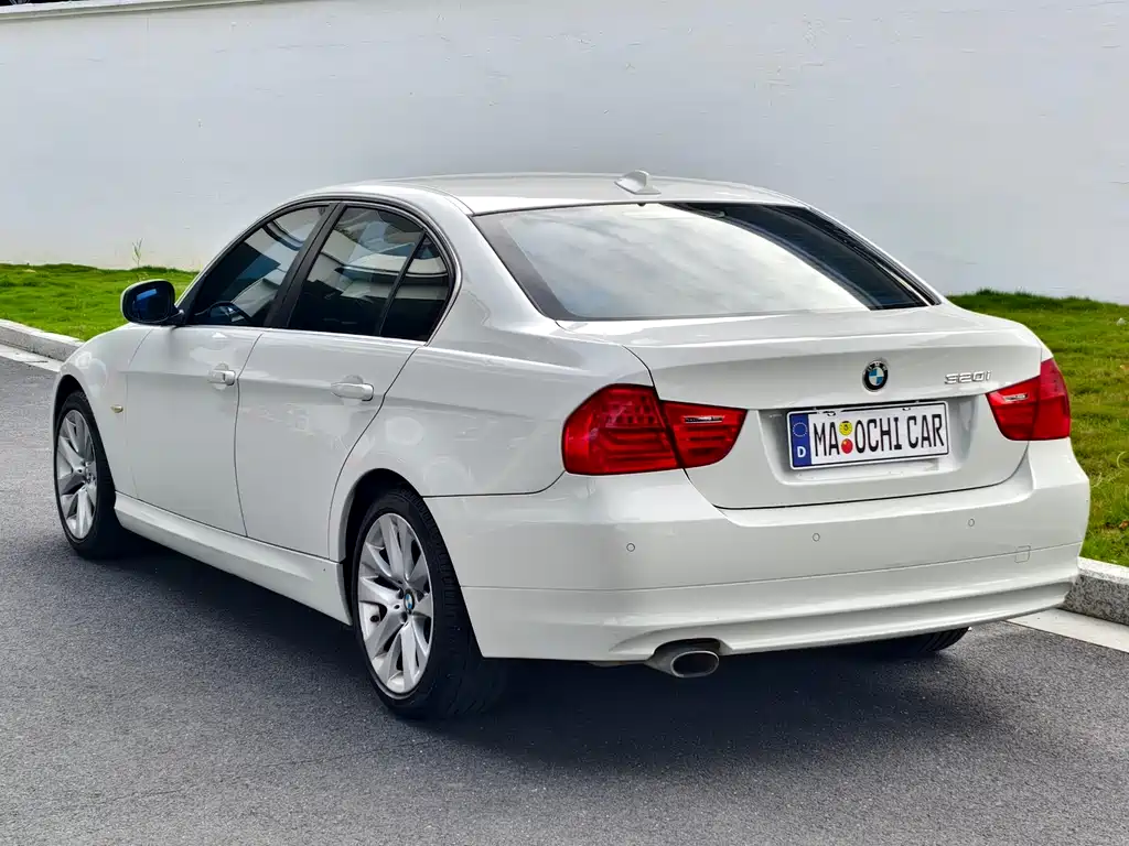 BMW 3 Series 2012 — фото 8