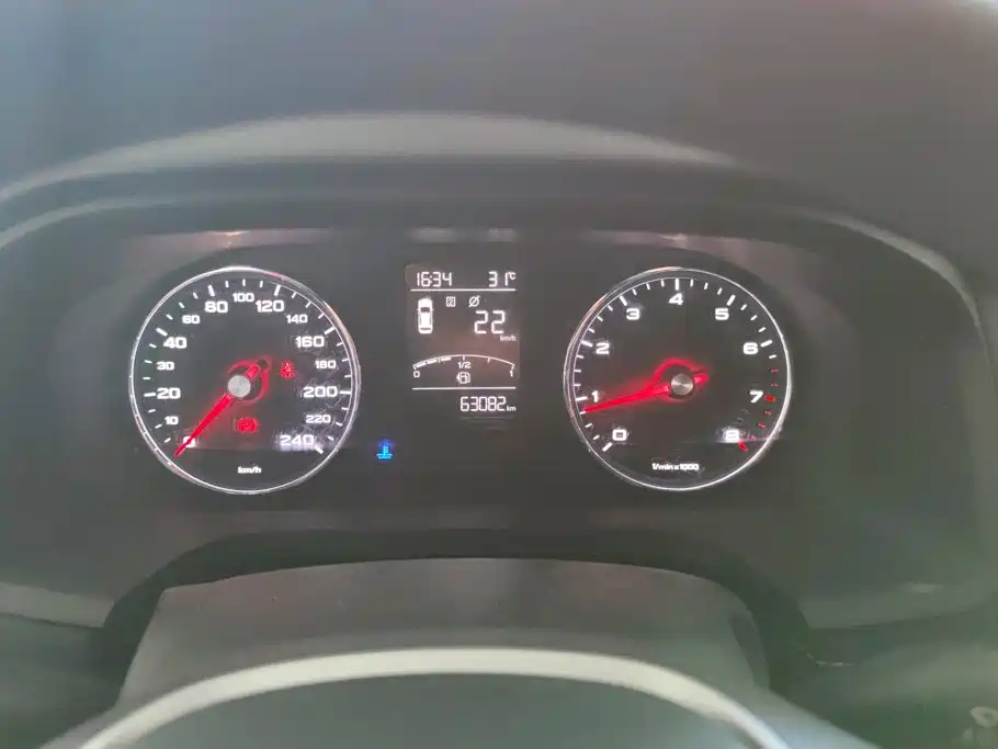 Roewe i6 Classic 2019 — фото 13