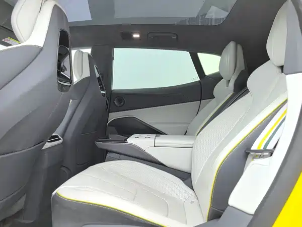 Lotus ELETRE 2023