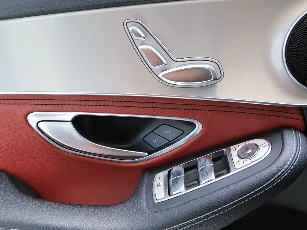 Mercedes-Benz C-Class 2019 — фото 14
