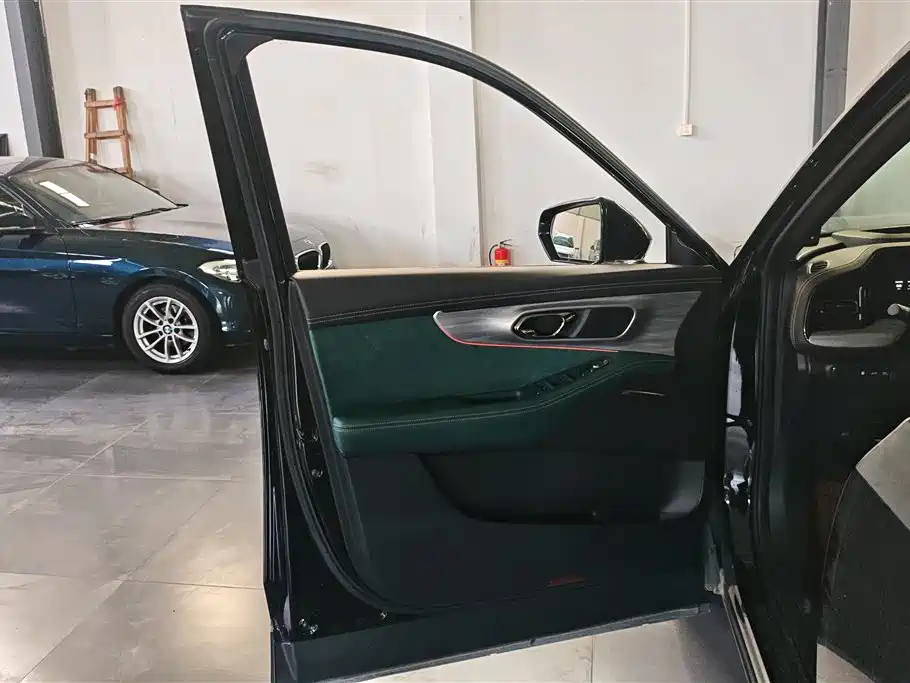 GAC Motor Trumpchi GS8 2023 — фото 7