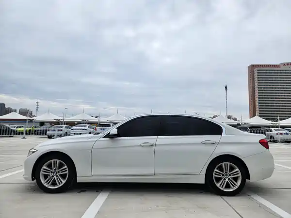 BMW 3 Series 2016