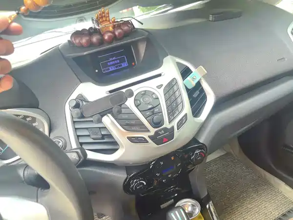 Ford EcoSport 2015
