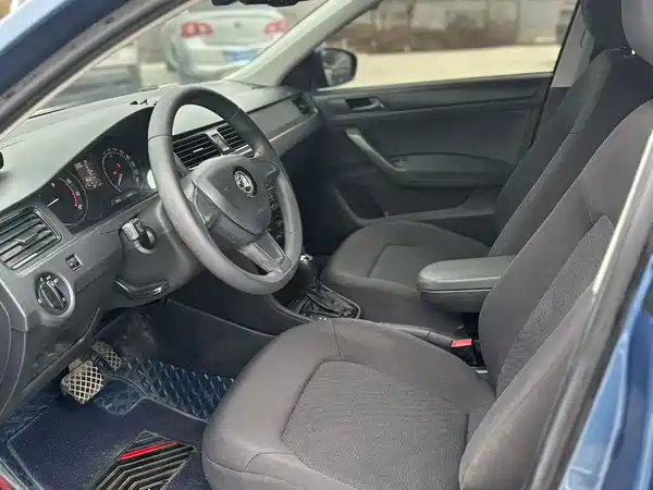 Skoda Rapid Spaceback 2016