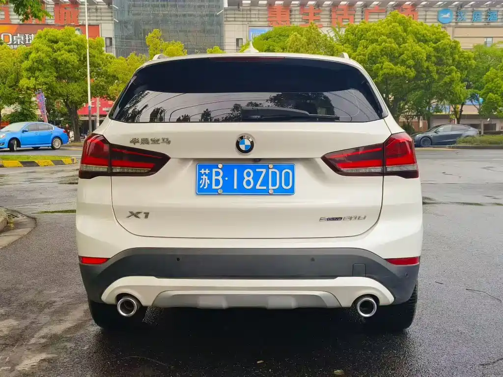 BMW X1 2022 — фото 8