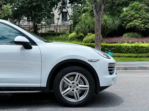 Porsche Cayenne 2014