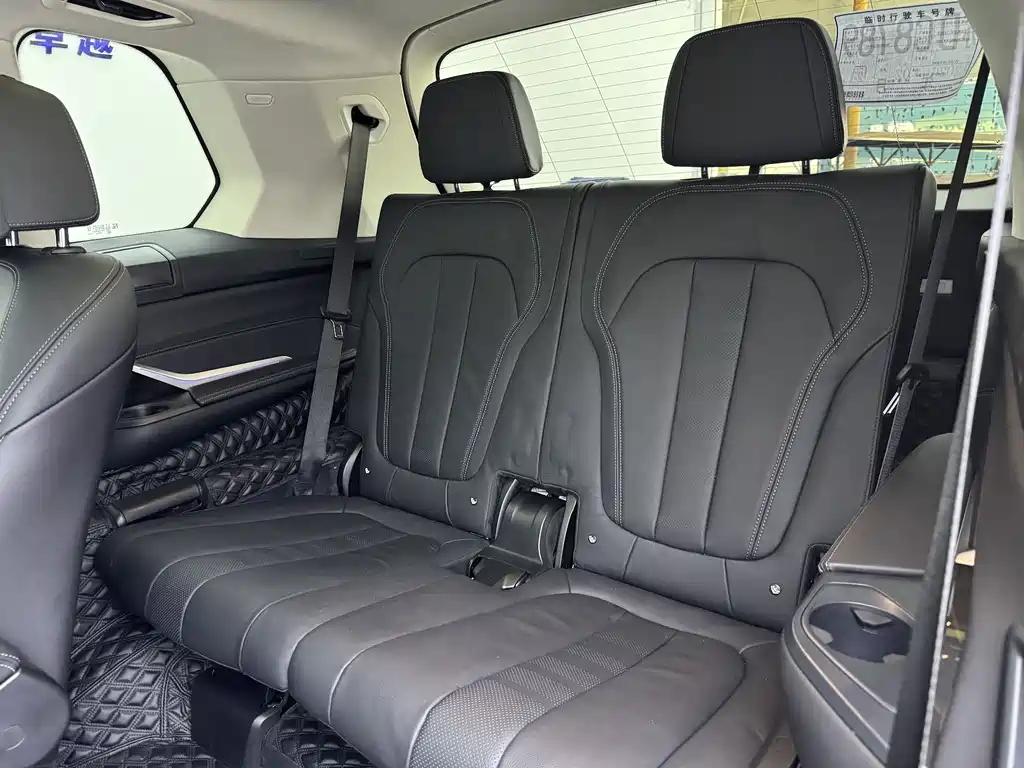 BMW X7 2022 — фото 11