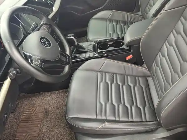 Volkswagen Passat 2021