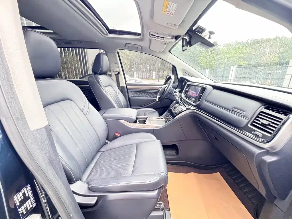 GAC Motor Trumpchi M8 2019 — фото 10