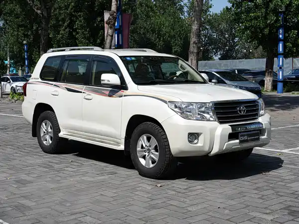 Toyota Land Cruiser 2016