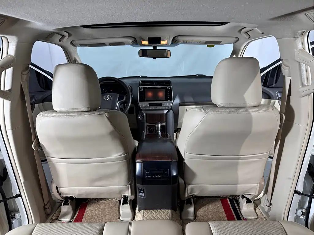 Toyota Prado 2019 — фото 15