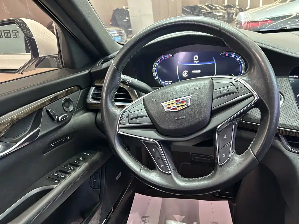 Cadillac CT6 2021 — фото 16