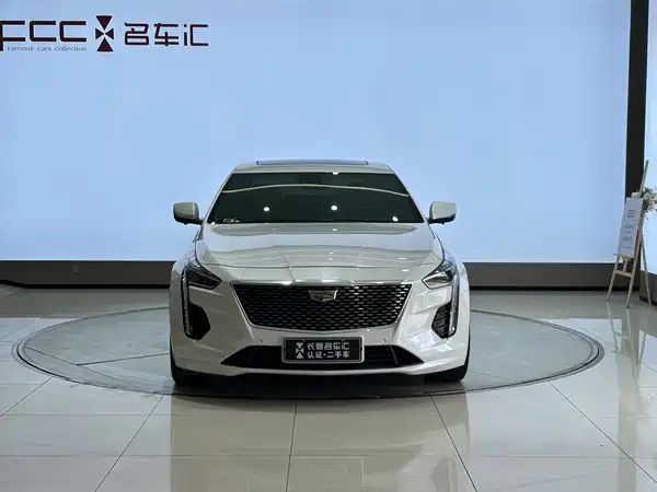Cadillac CT6 2021