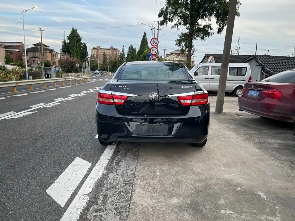 Buick Excelle 2015