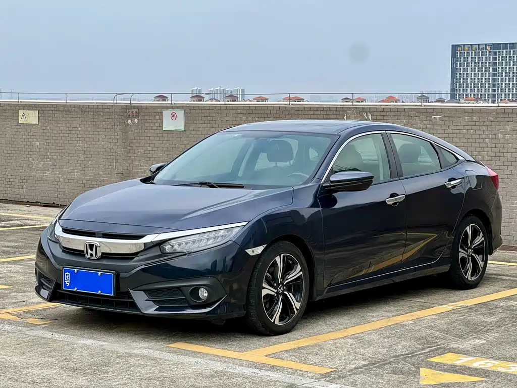 Honda Civic 2019 — фото 1
