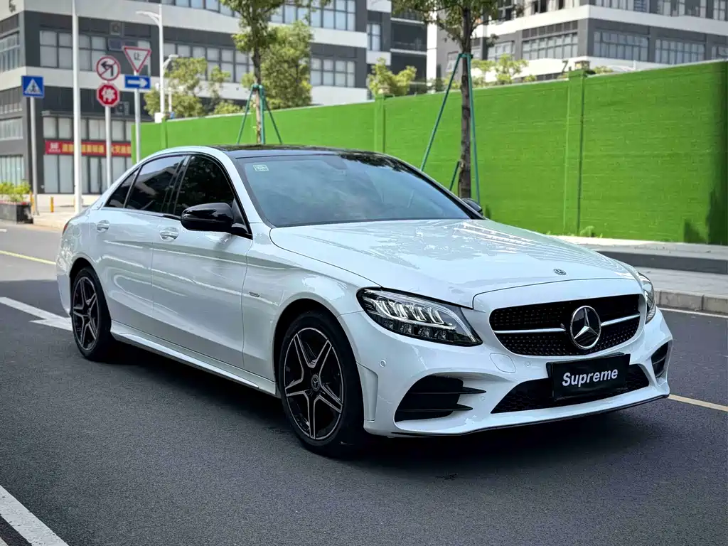 Mercedes-Benz C-Class 2021