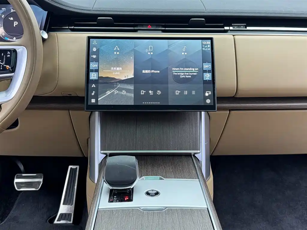Land Rover Range Rover 2025 — фото 10