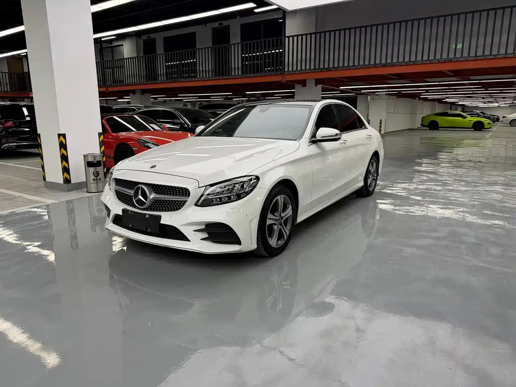 Mercedes-Benz C-Class 2022 — фото 1