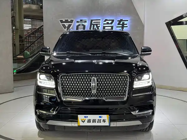 Lincoln Navigator 2020