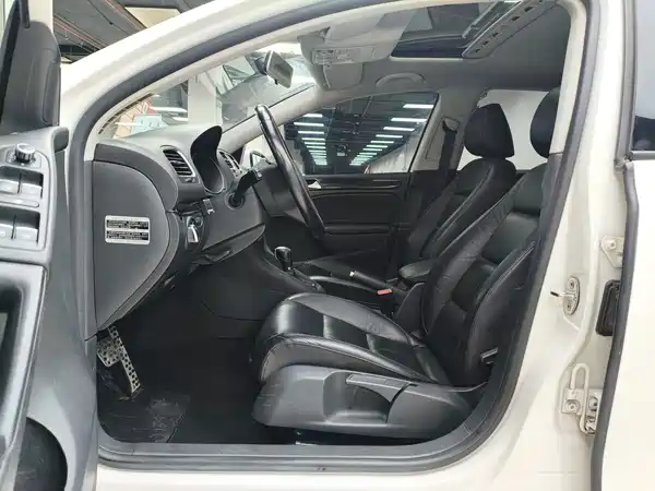 Volkswagen Golf 2012