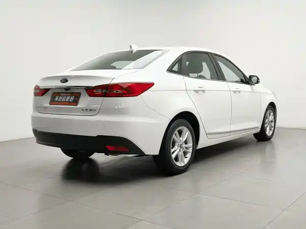 Ford Escort 2019