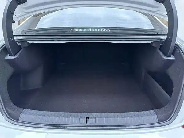 Volkswagen Passat 2023