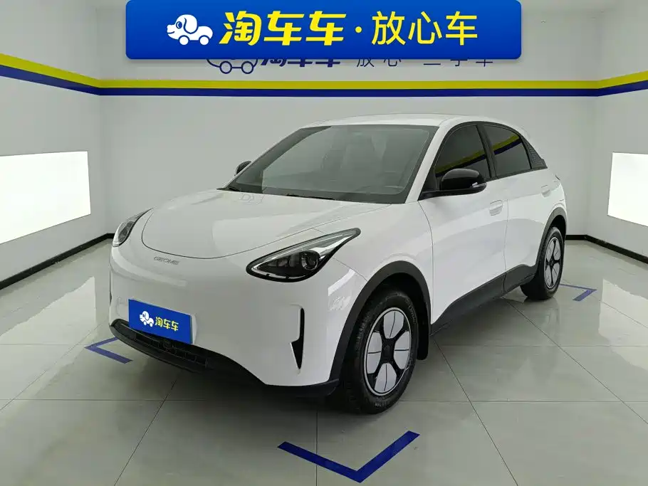 Geely Galaxy Starwish 2025 — фото 1